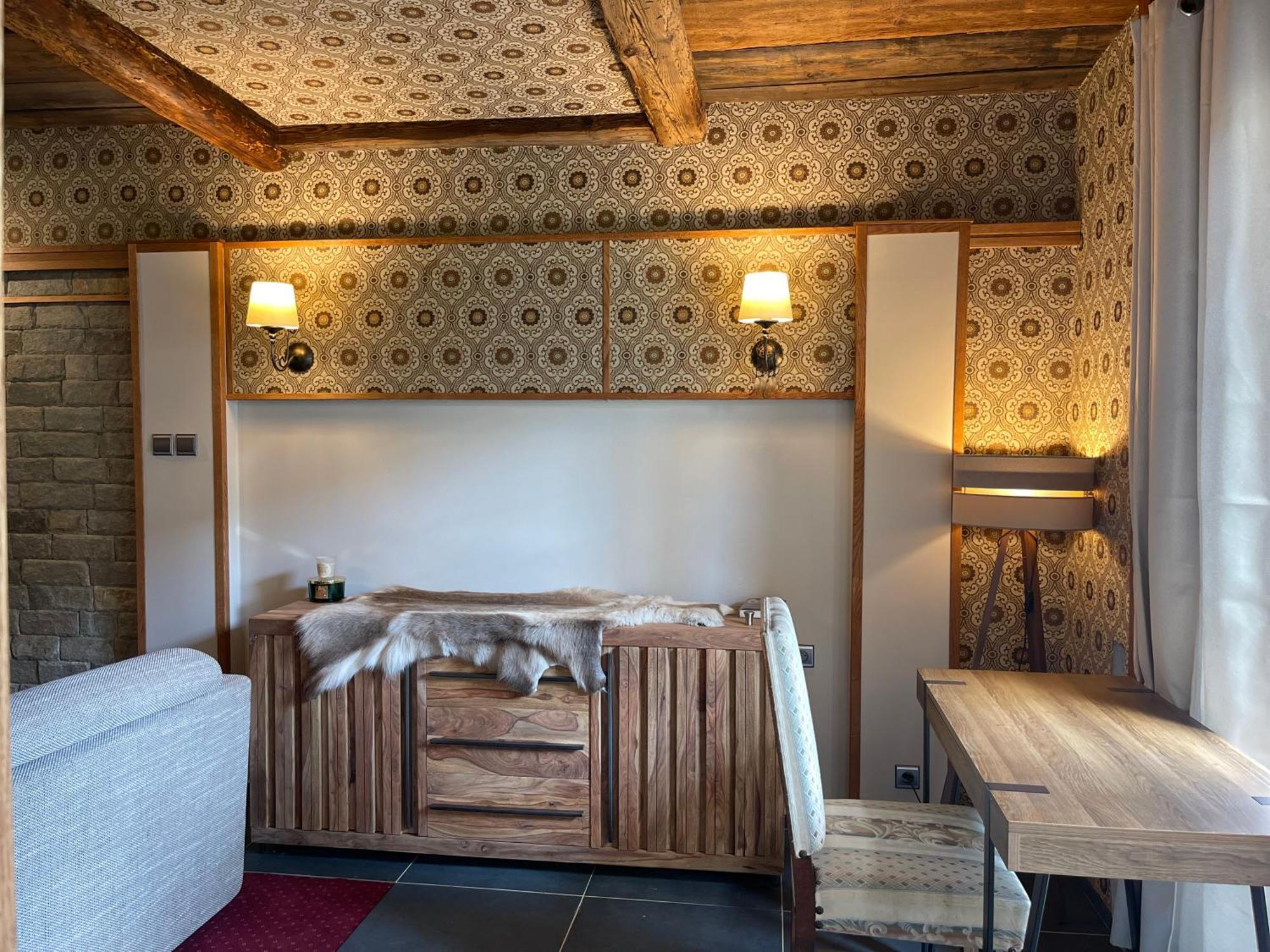 Hotel Veveri Veverska Bityska Экстерьер фото